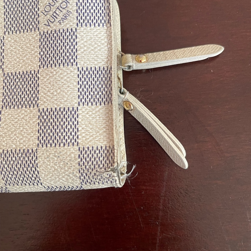 LOUIS VUITTON INSOLITE DAMIER AZUR LARGE WALLET - Picture 8 of 16